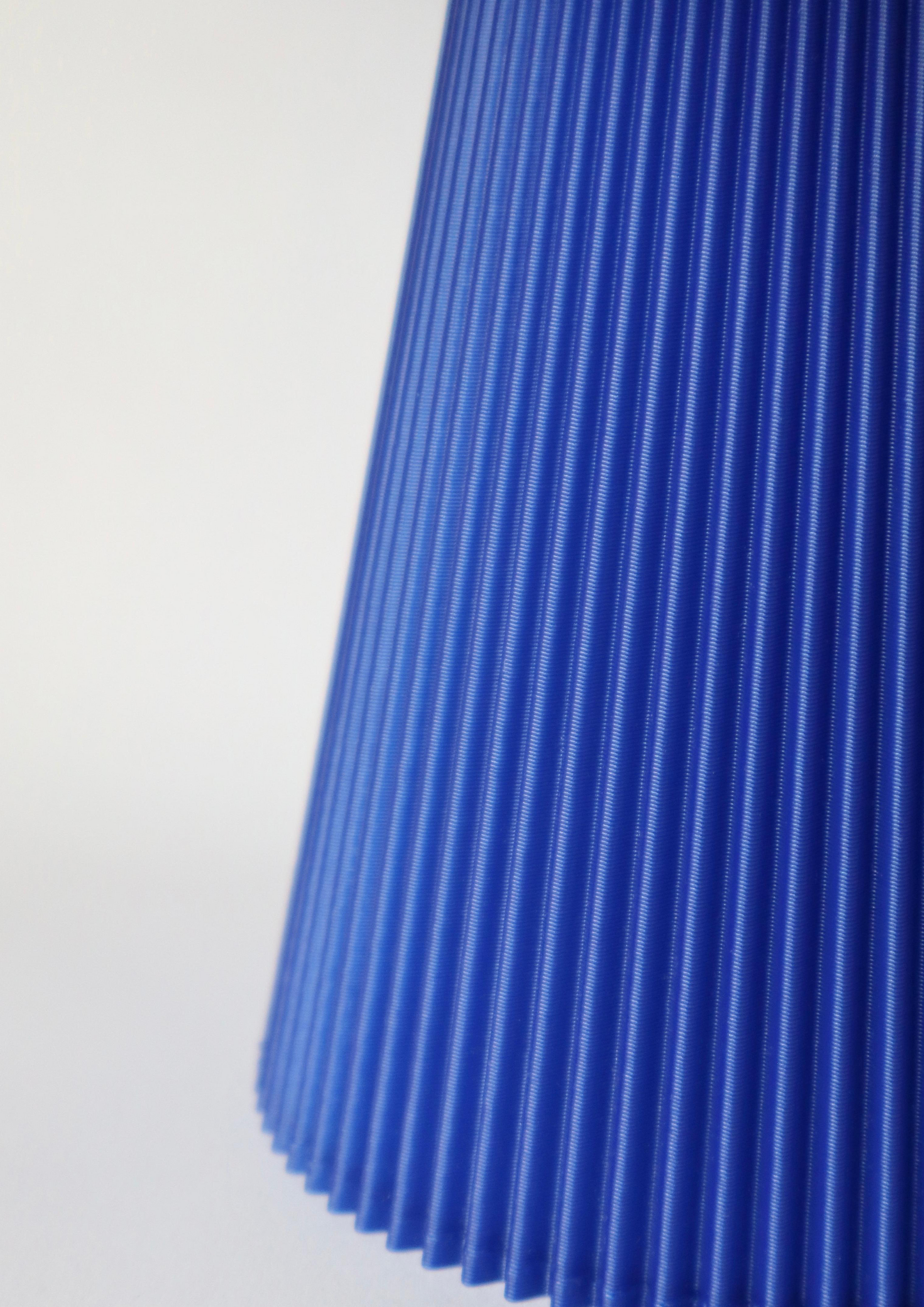 Bloom Lamp - Deep Blue