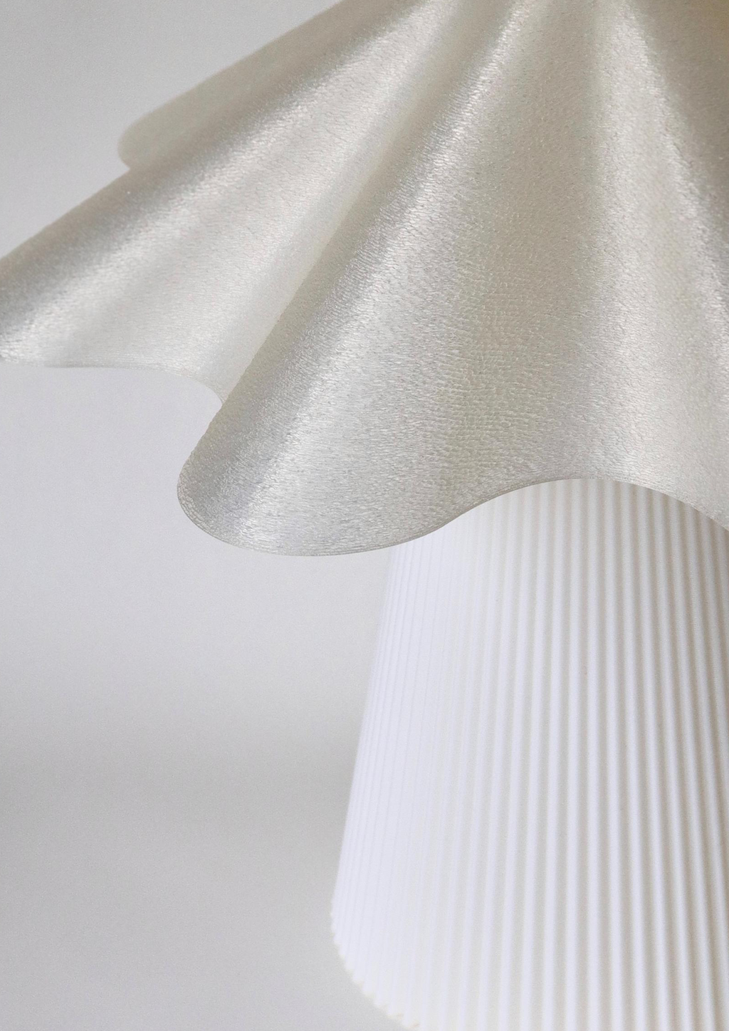Bloom Lamp - Snowy