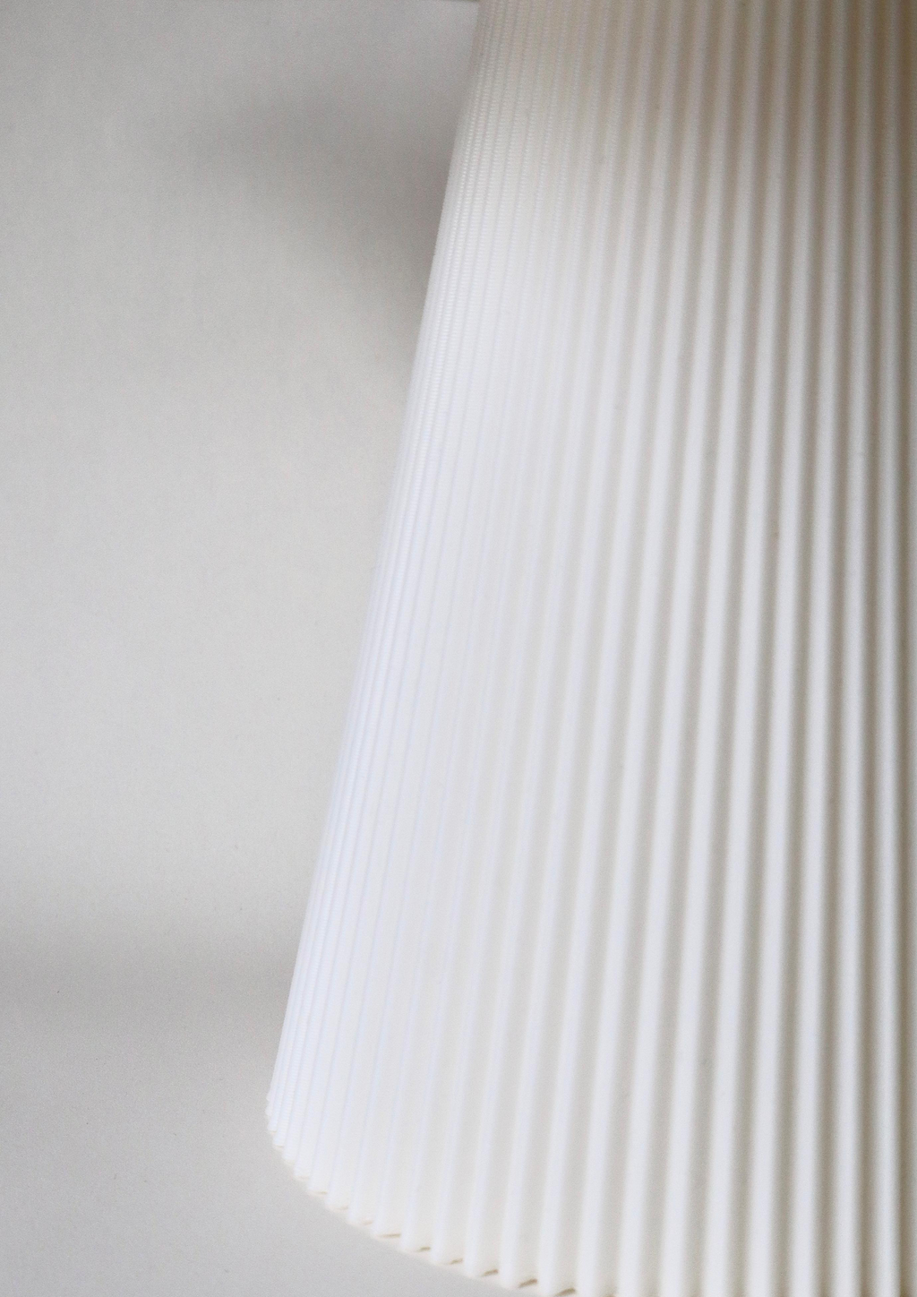 Bloom Lamp - Snowy
