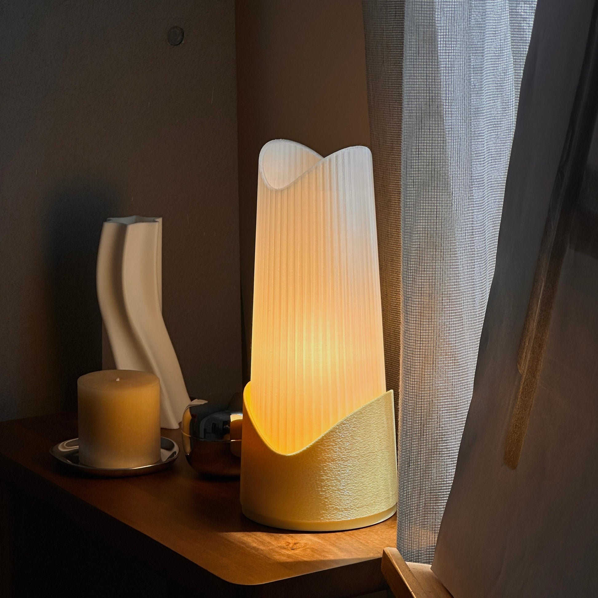 Tuli Lamp - Buttercup