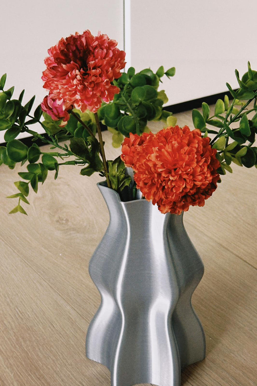 Wave Vase - Silver